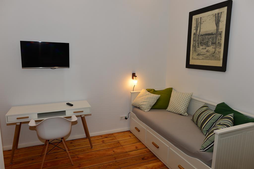 Mopsbox Apartment Berlin Phòng bức ảnh